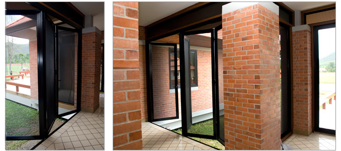 Bi-Fold Doors3